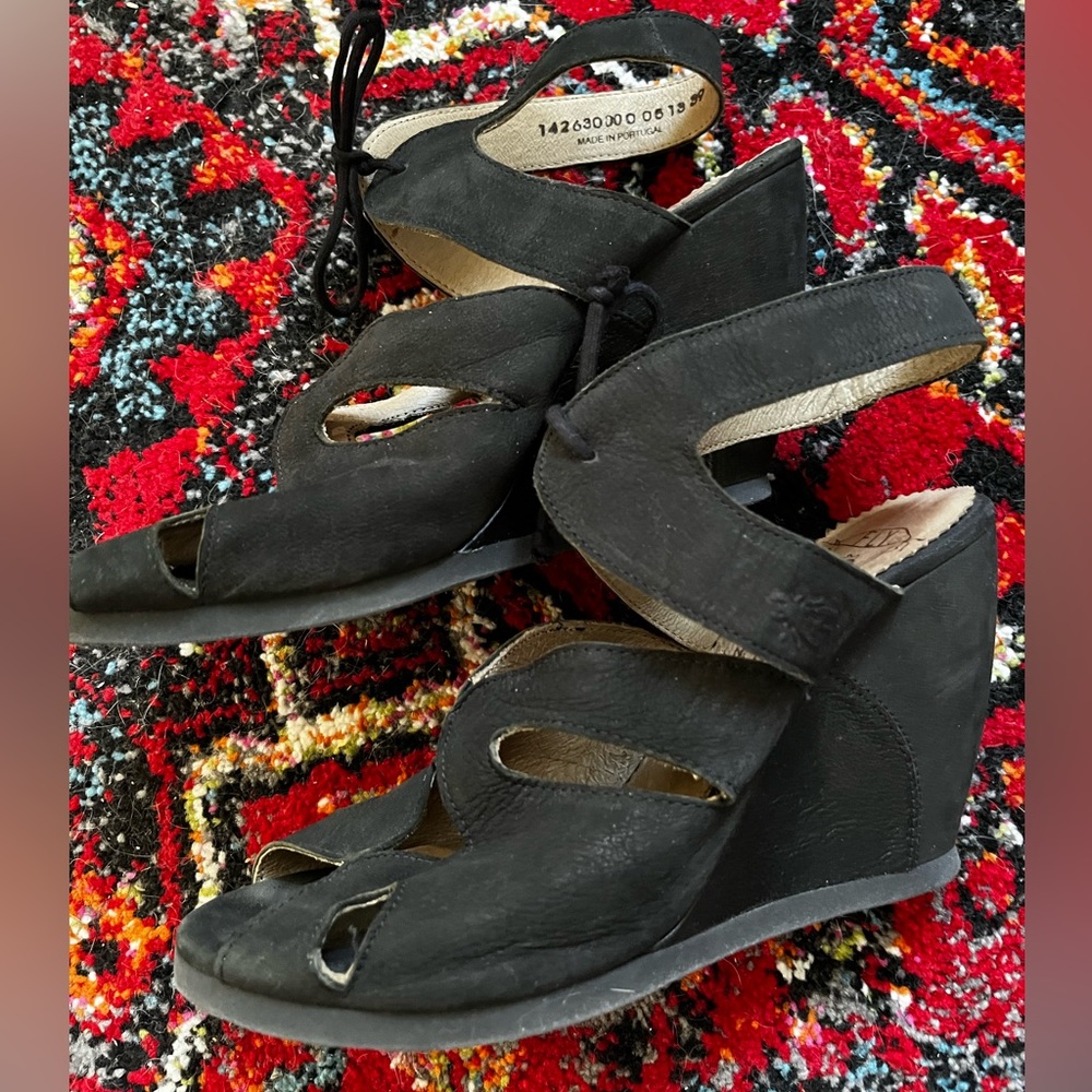 Fly London black suede and leather Platform Sandals